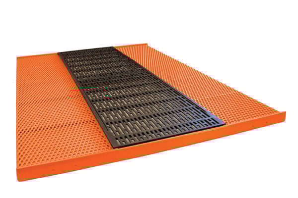 Clearspan Farrow Cast Center System